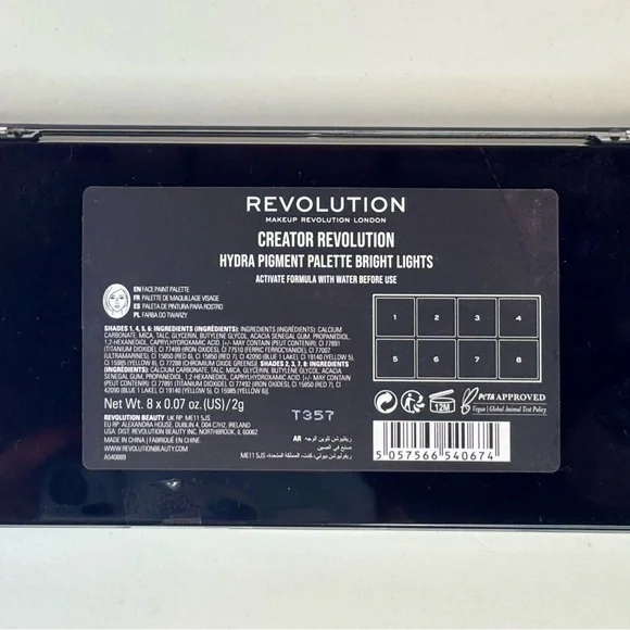 Makeup Revolution Creator Hydra Pigment Palette & Creator Brow Block- New in Box - Picture 3 of 6